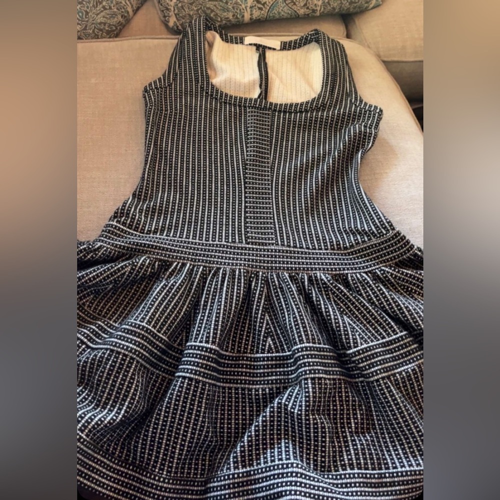 Vintage Knee Length Flowy Dress